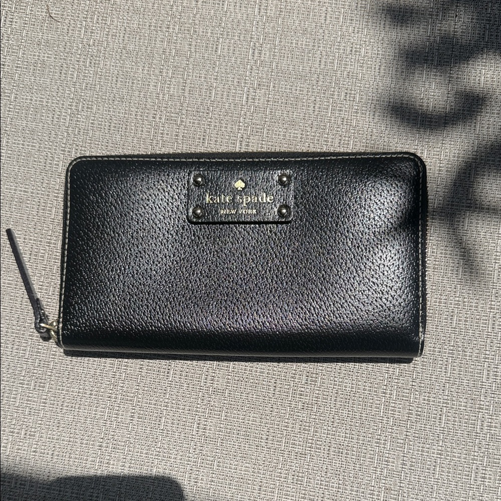 Kate Spade New York Wellesley Neda Zip-Around Wallet in black